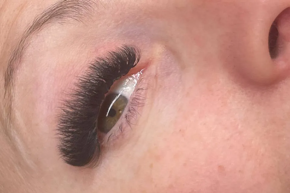 Lash extensions at Van Isle Beauty Bar & Academy